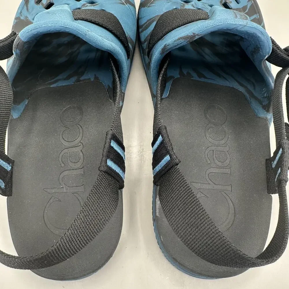 Chaco Chillos Closed Toe Sandals Clogs Mens Size 9 Blue Camo  Adjustable Strap